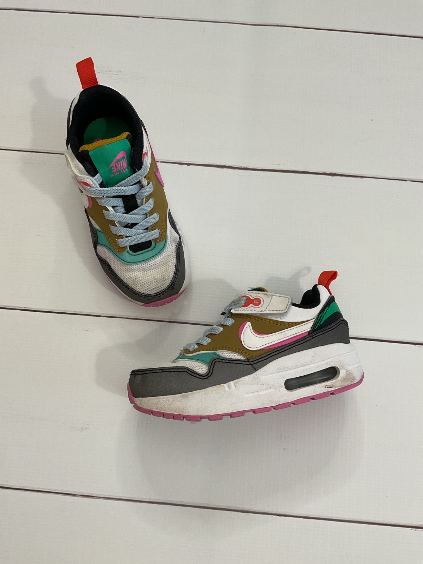 Nike Tennis Shoes sz 8c