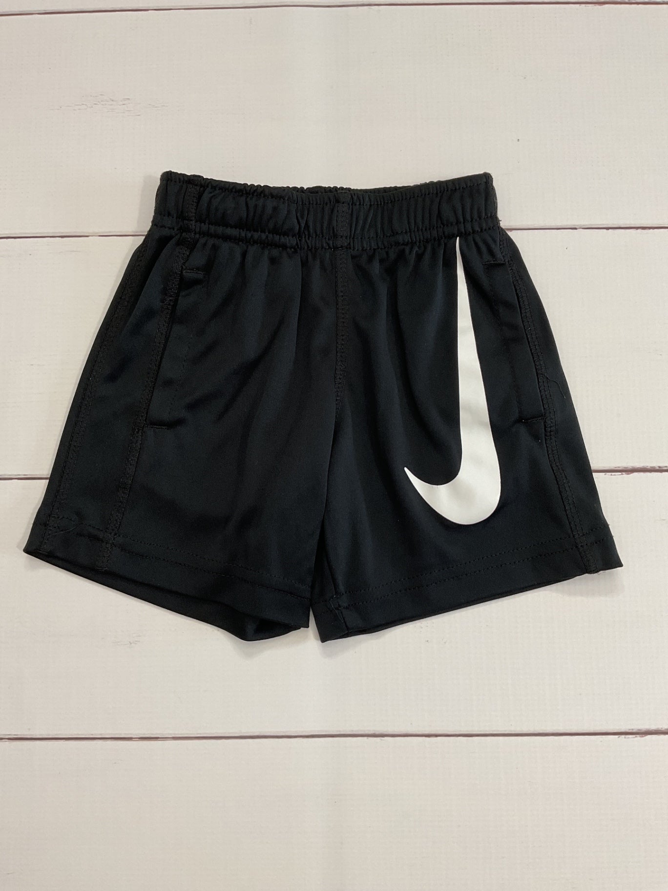 Nike Shorts sz 2t