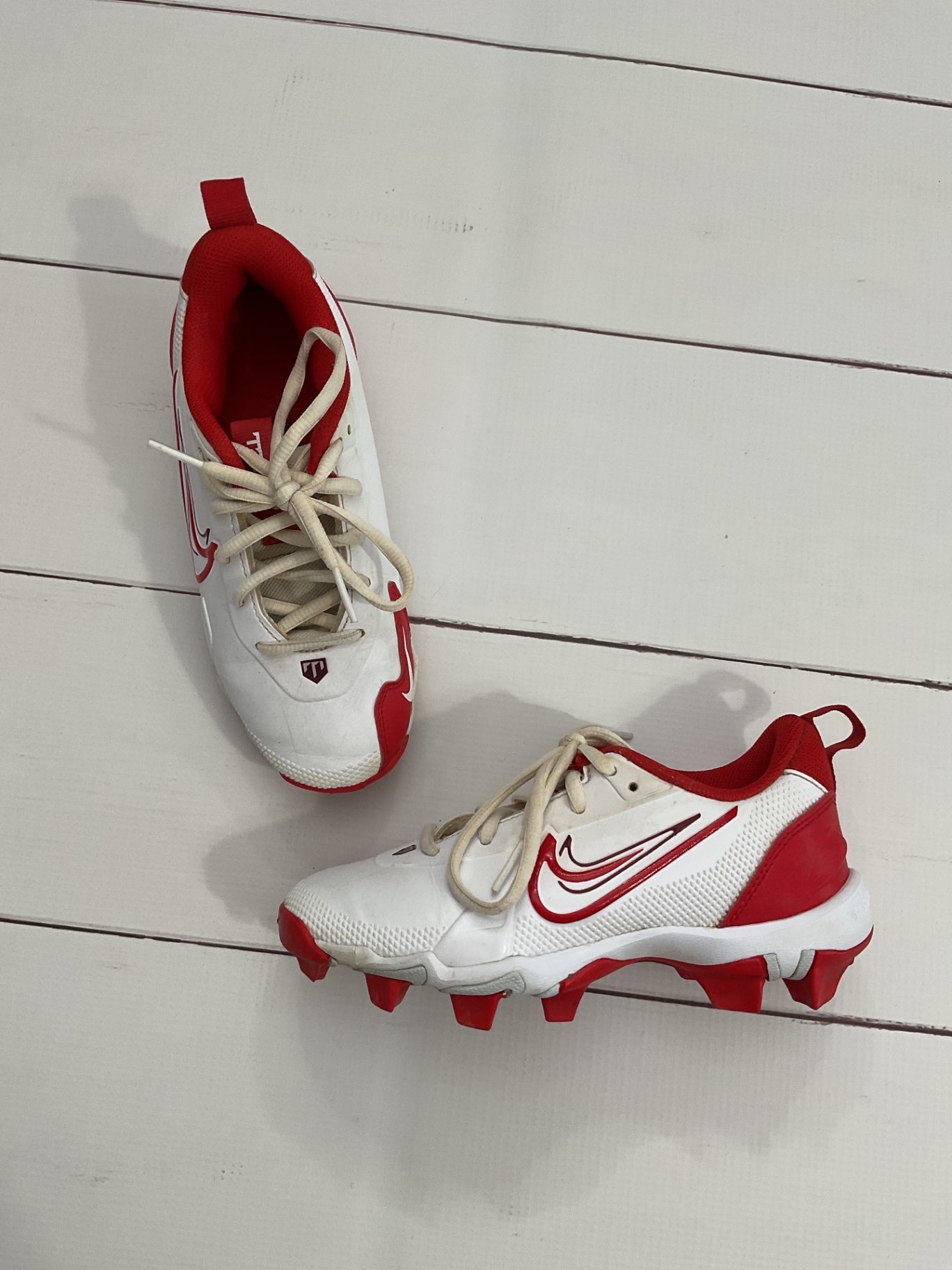 Nike Baseball Cleats sz 1Y