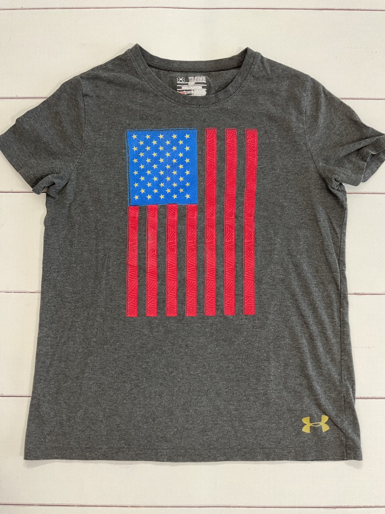 Under Armour T-Shirt sz YXL