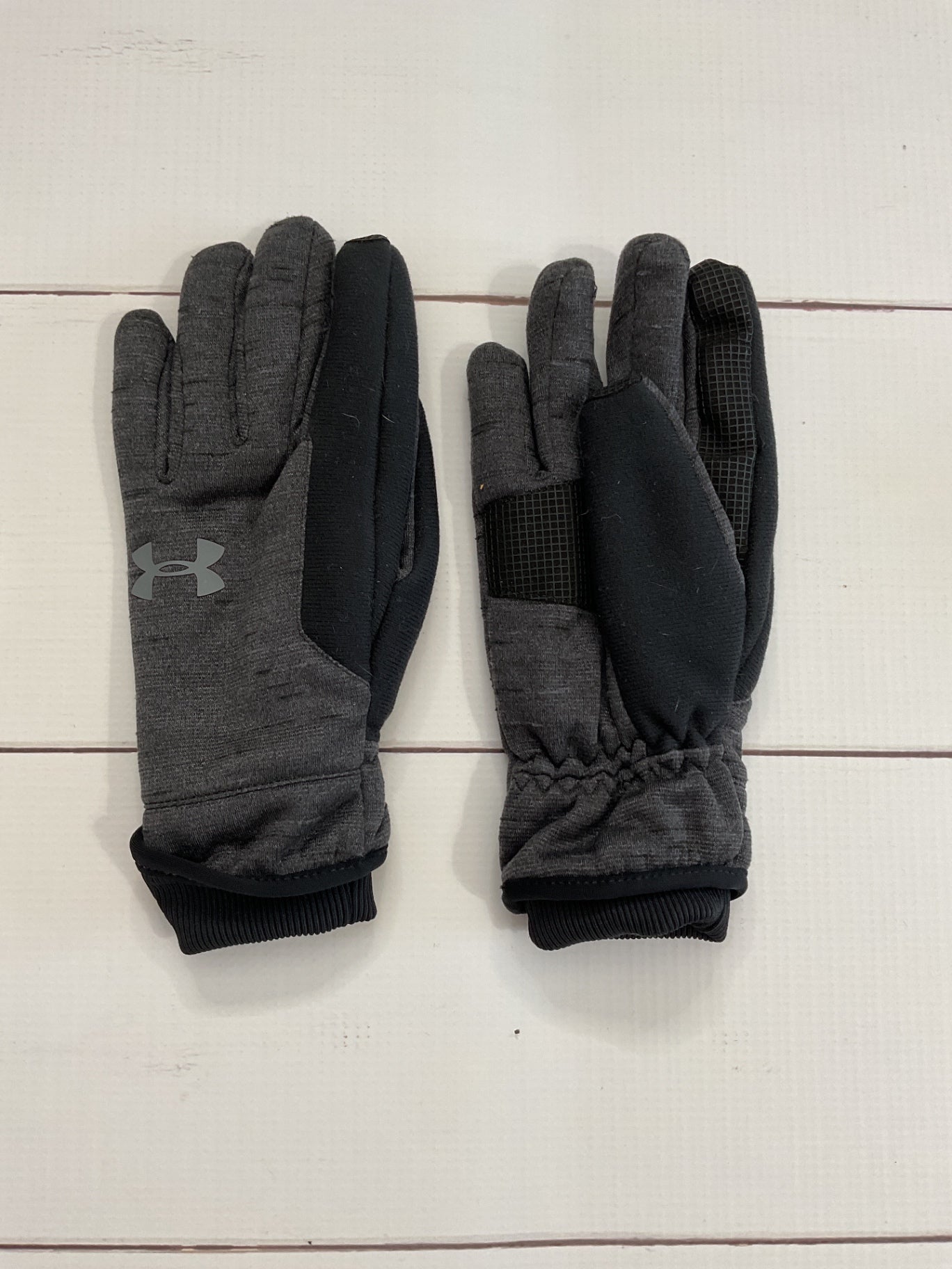 Under Armour Gloves sz YM