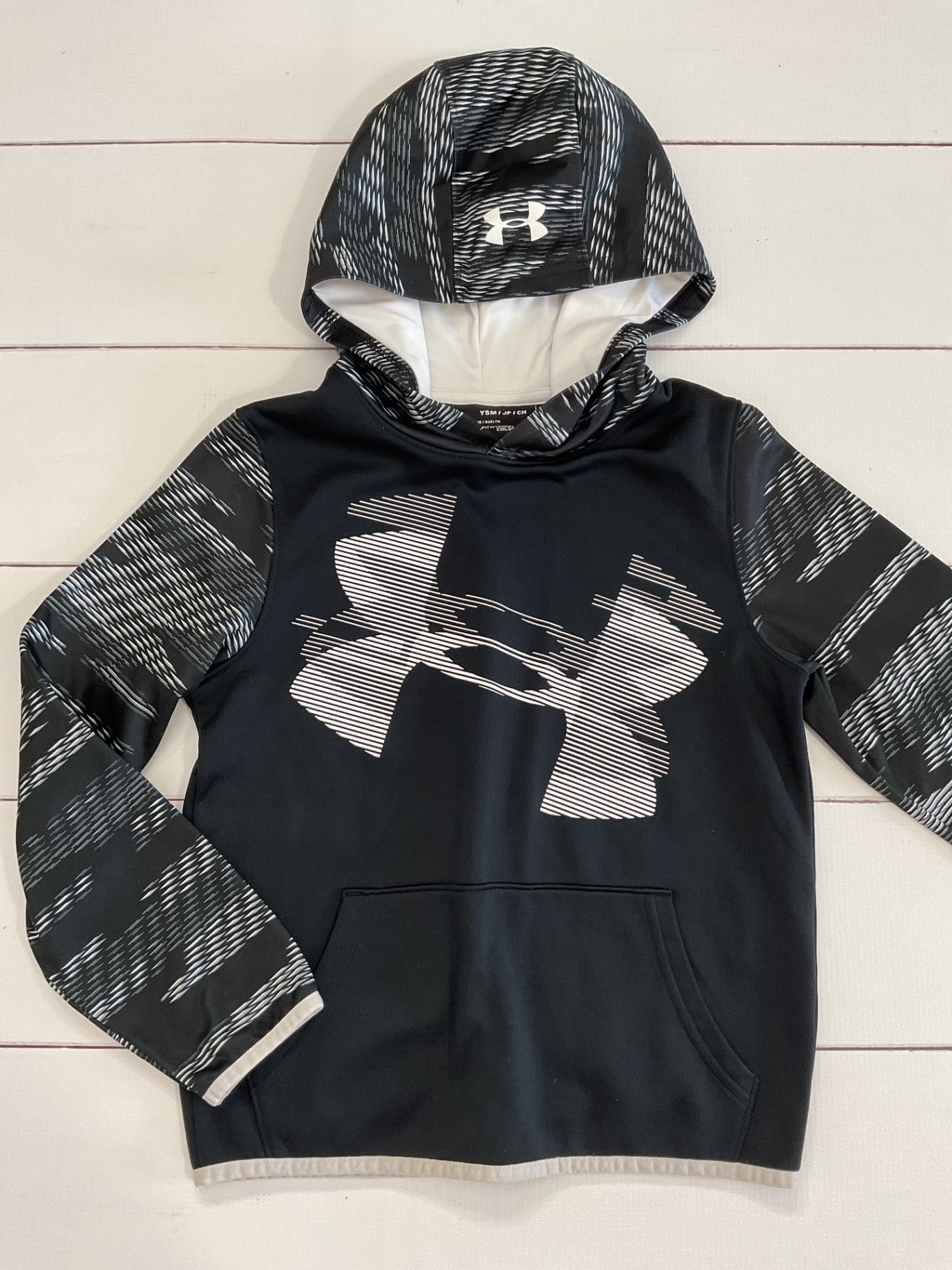 Under Armour Hoodie sz YS
