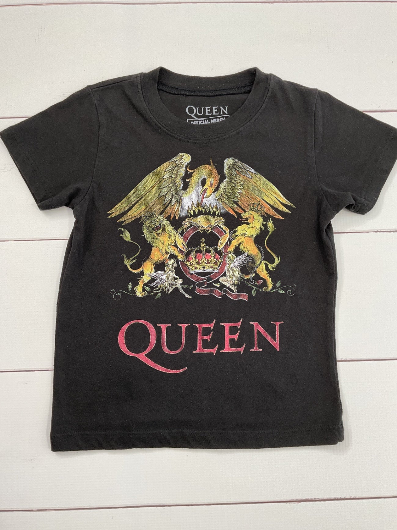 Queen T-Shirt sz 4t