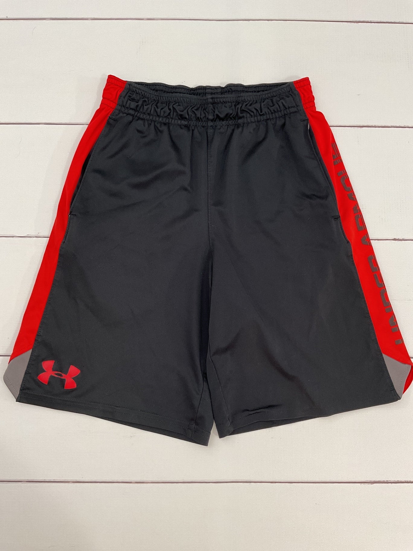 Under Armour Shorts sz YS