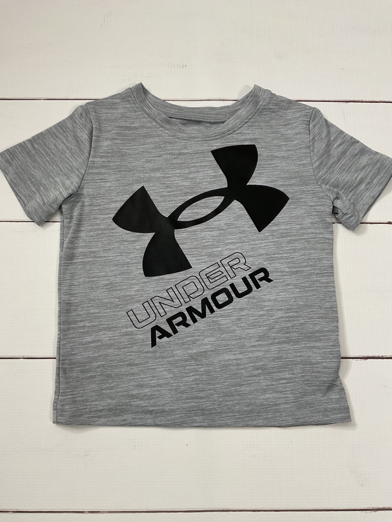 Under Armour T-Shirt sz 2t