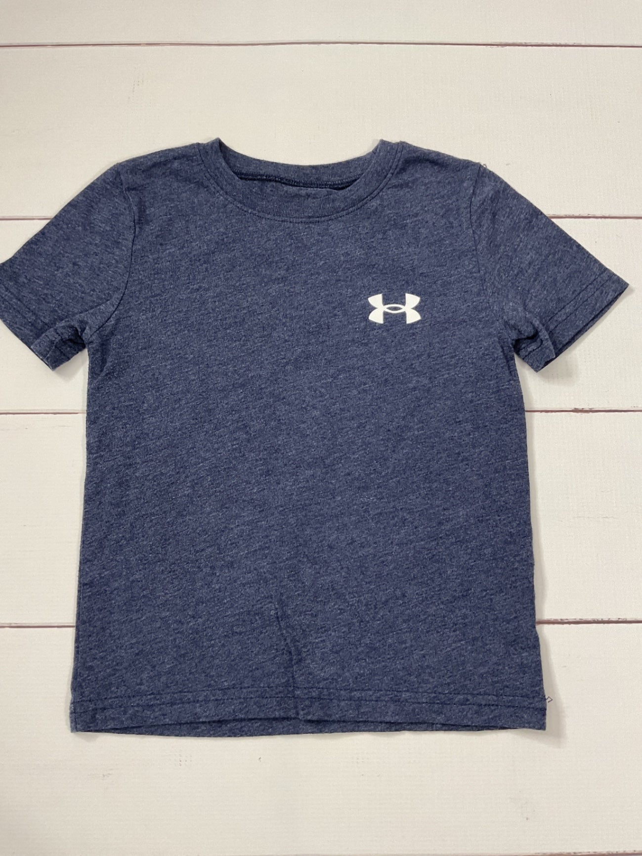 Under Armour T-Shirt sz 4