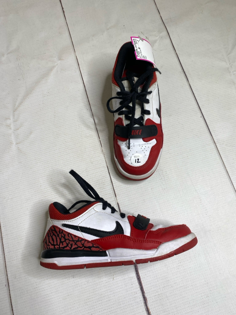 Nike Size 12 Tennis Shoes