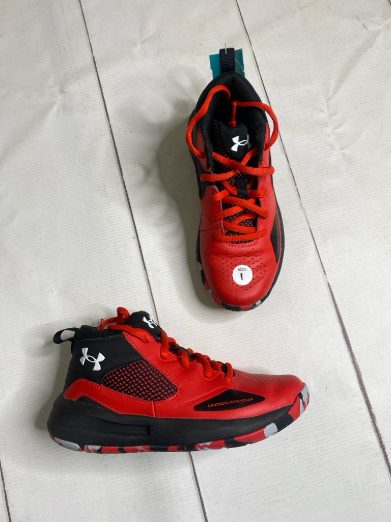 Under Armour Size 1 Tennis Shoes