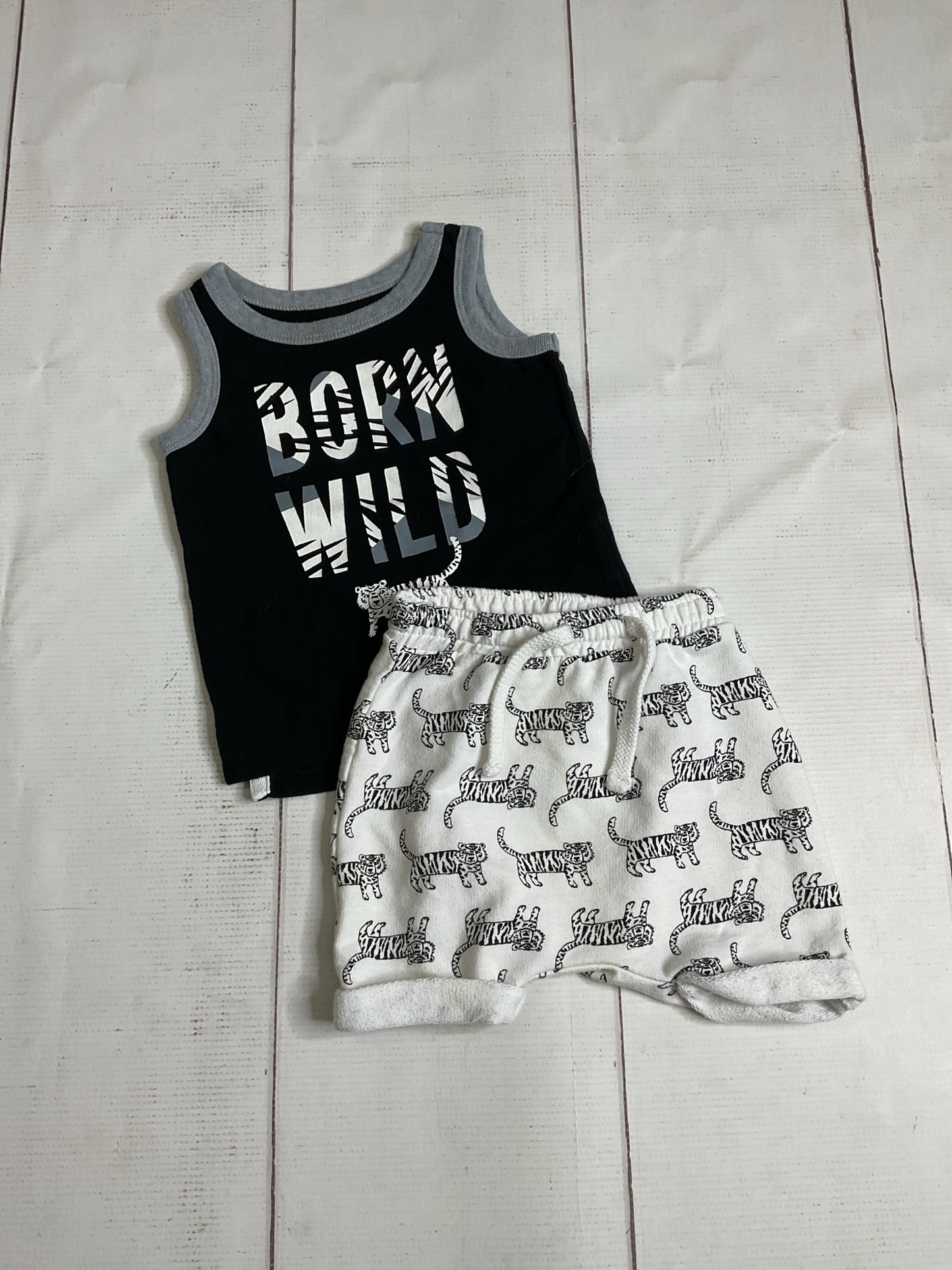 Old Navy Size 6/12M 2pc. Outfit