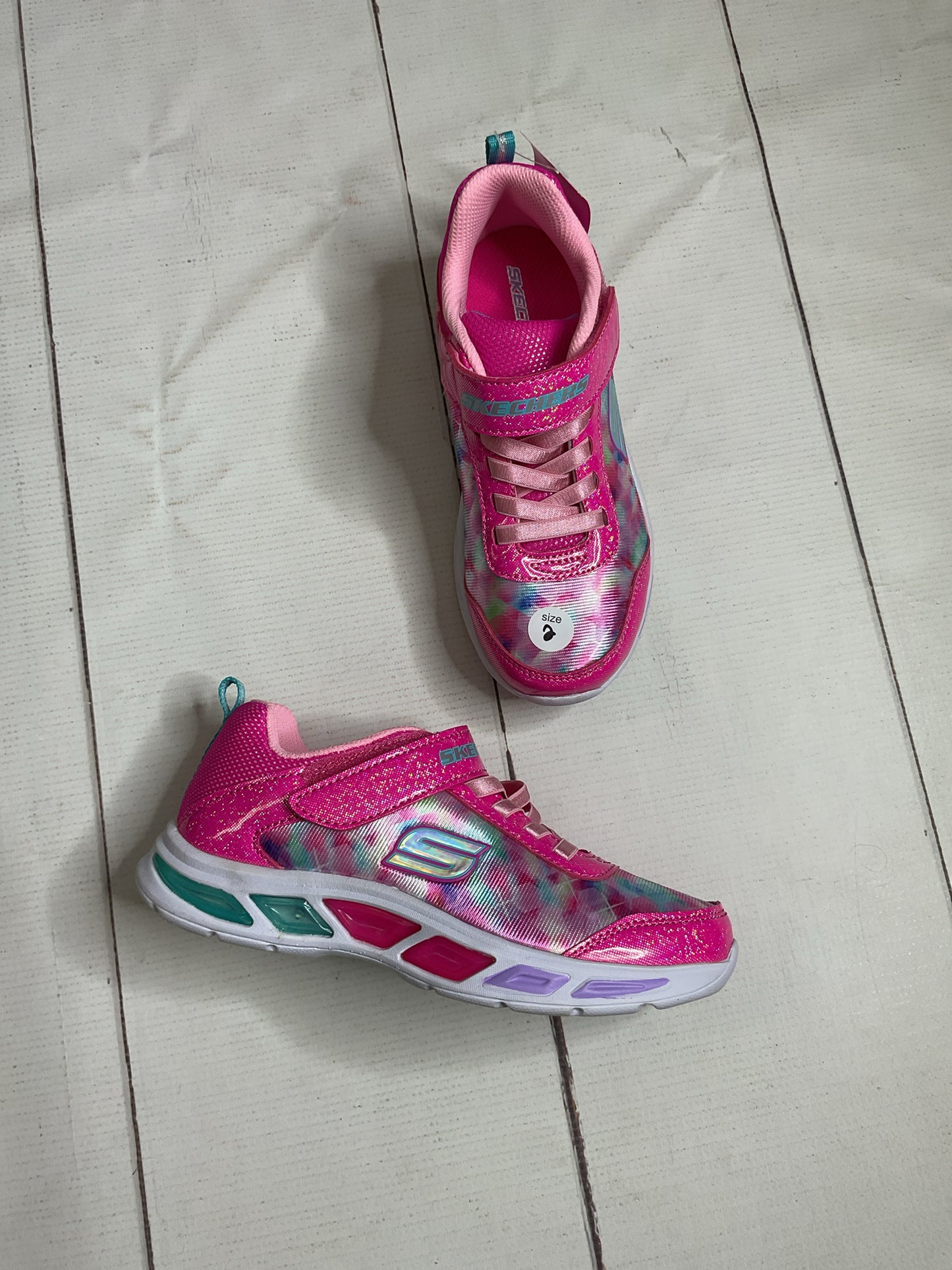 Skechers Size 2 Tennis Shoes