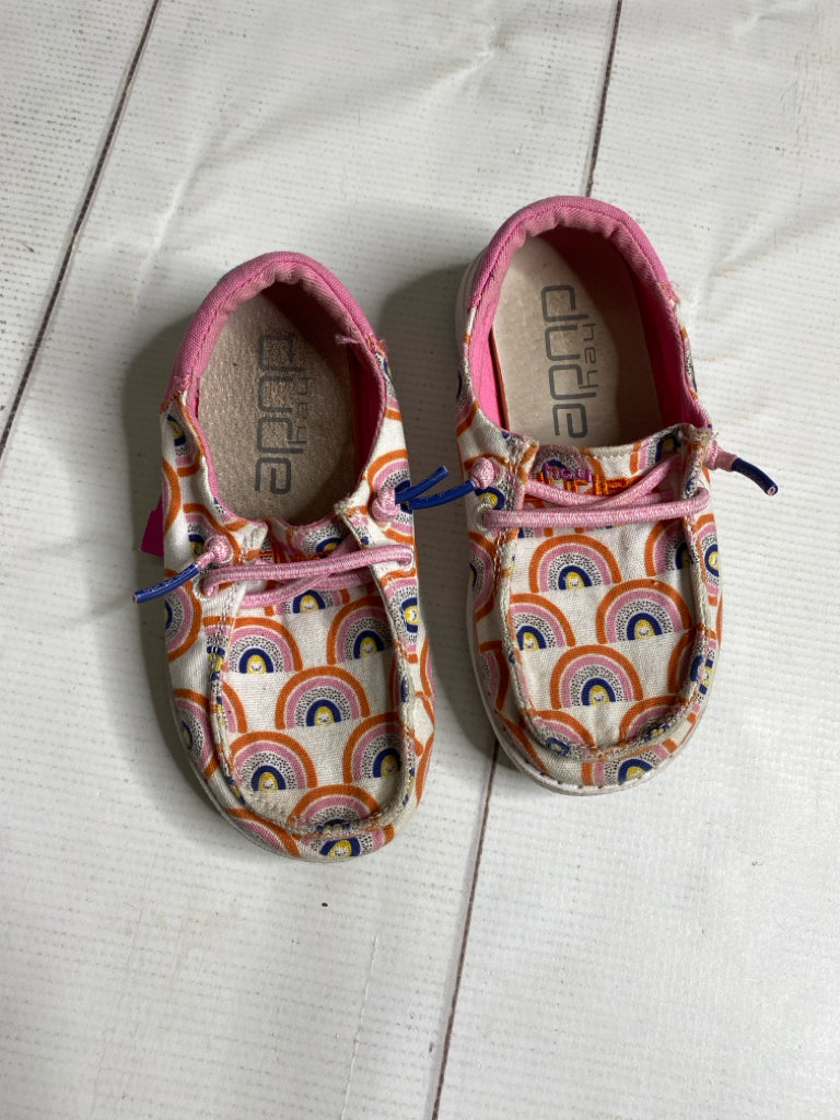 Hey Dude Size 9 Shoes