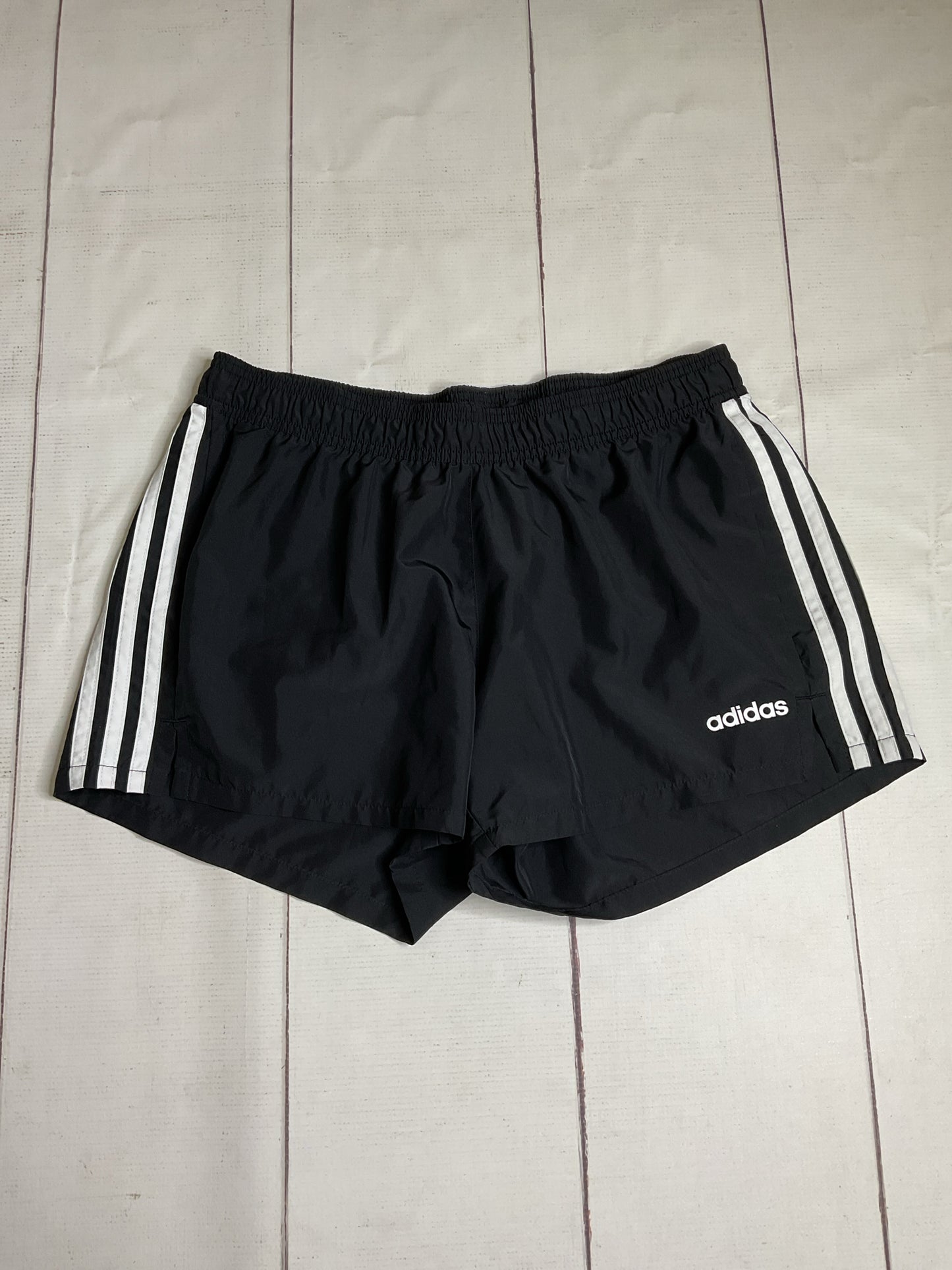 Adidas Size Jr. - M Shorts