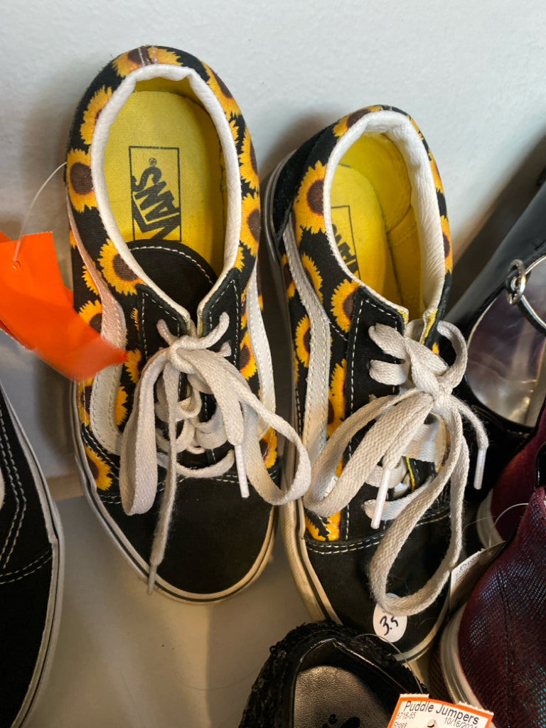Vans Size 3.5 Shoes