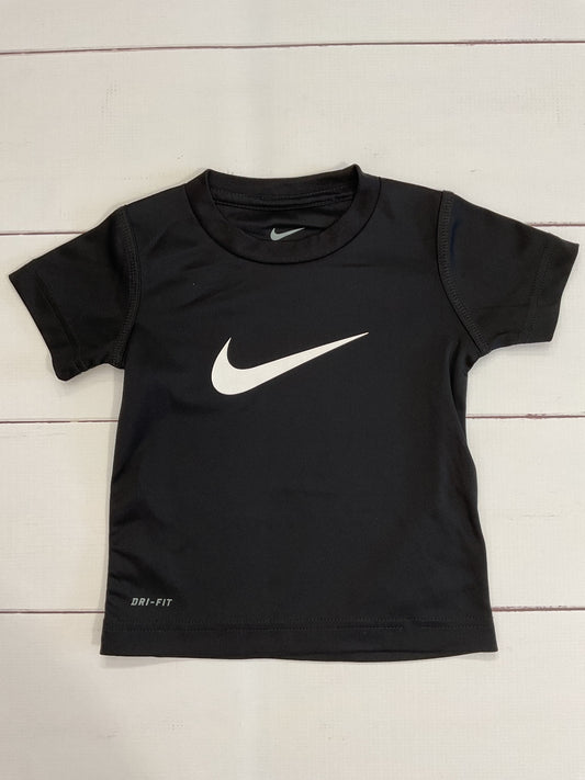 Nike T-Shirt sz 2t