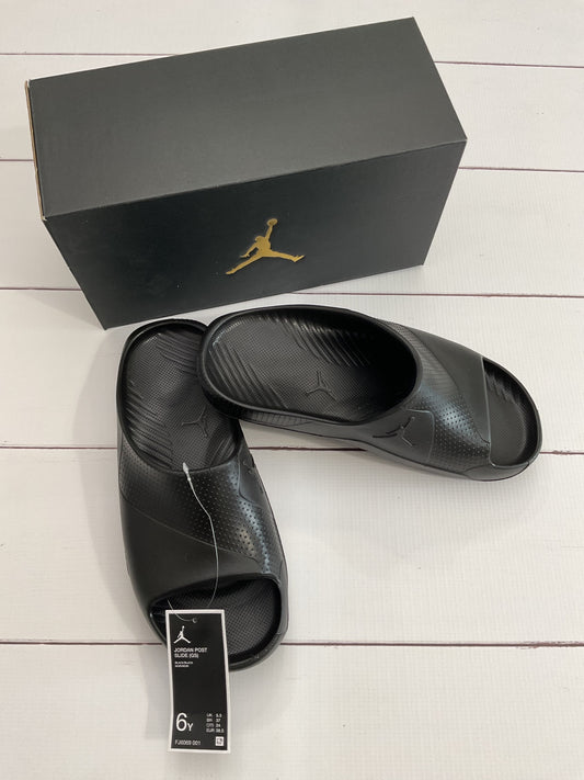 Jordan Sandals sz 6Y