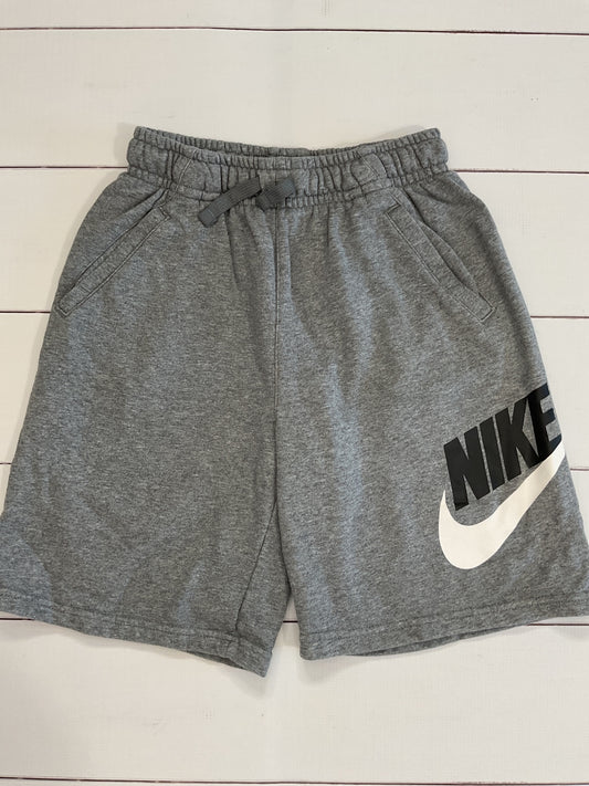 Nike Shorts sz YXL