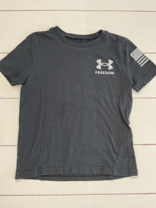 Under Armour T-Shirt sz YXS