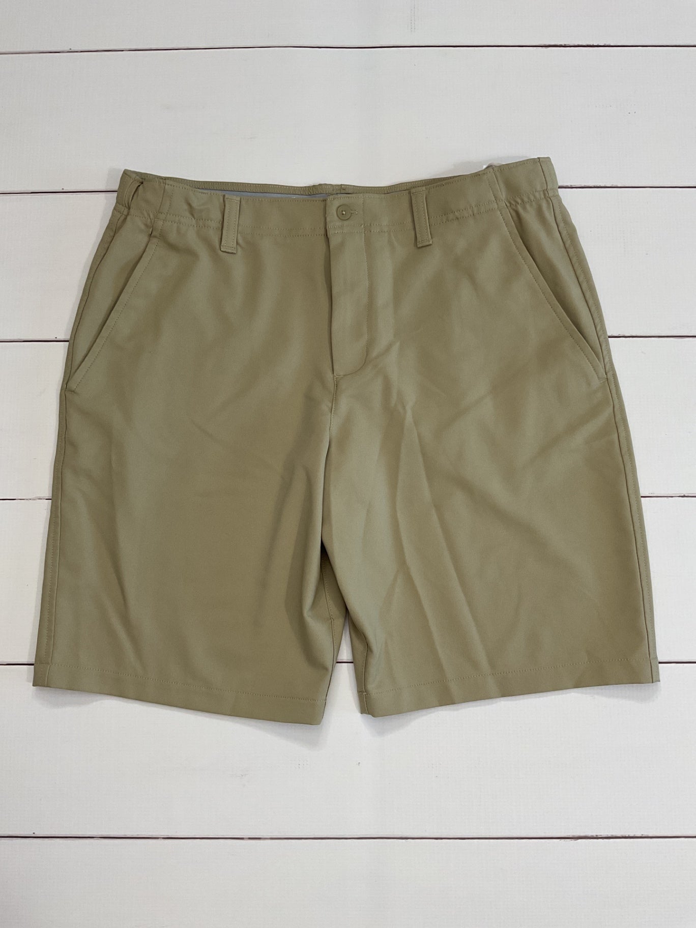 Under Armour Shorts sz YXL