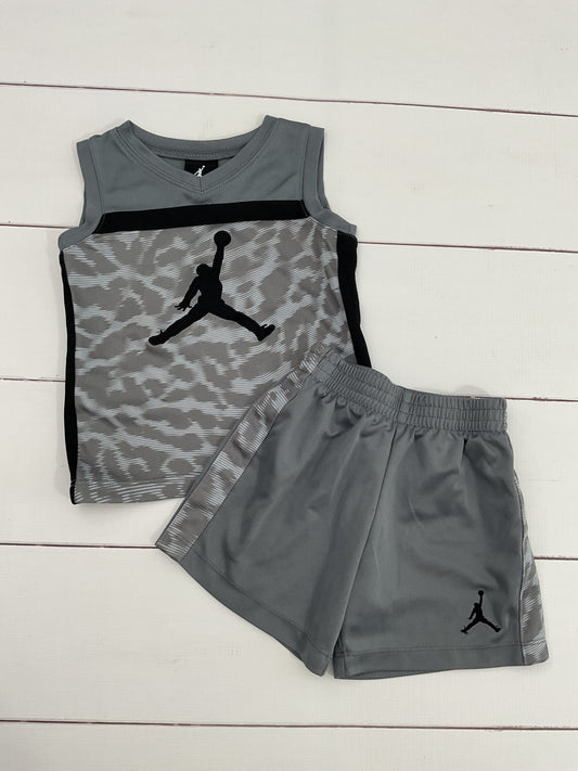 Jordan 2 Piece Outfit sz 24M