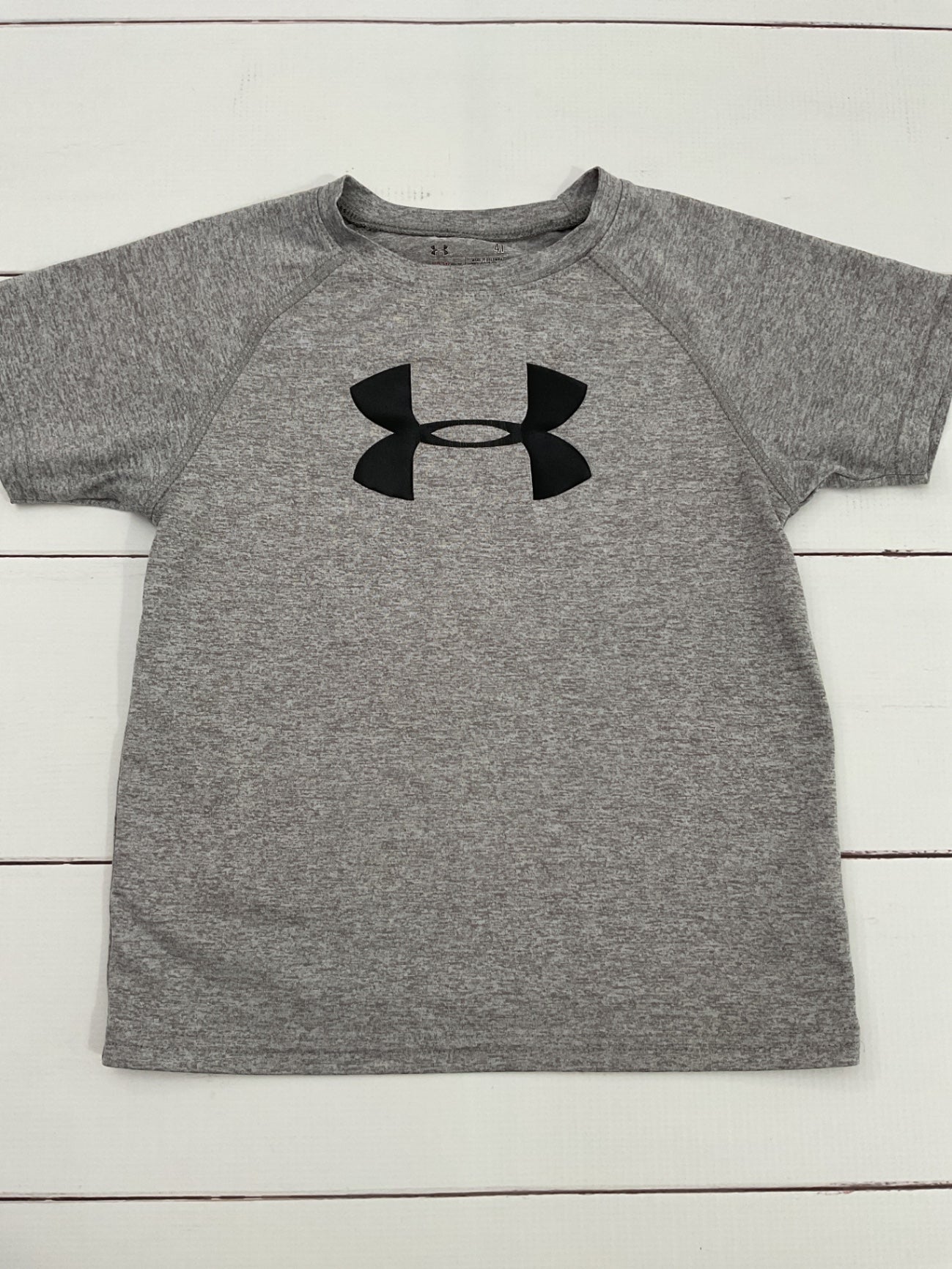 Under Armour T-Shirt sz 4t