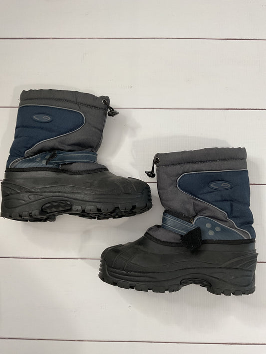 C9 Snow Boots sz 4