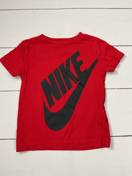 Nike T-Shirt sz 2t