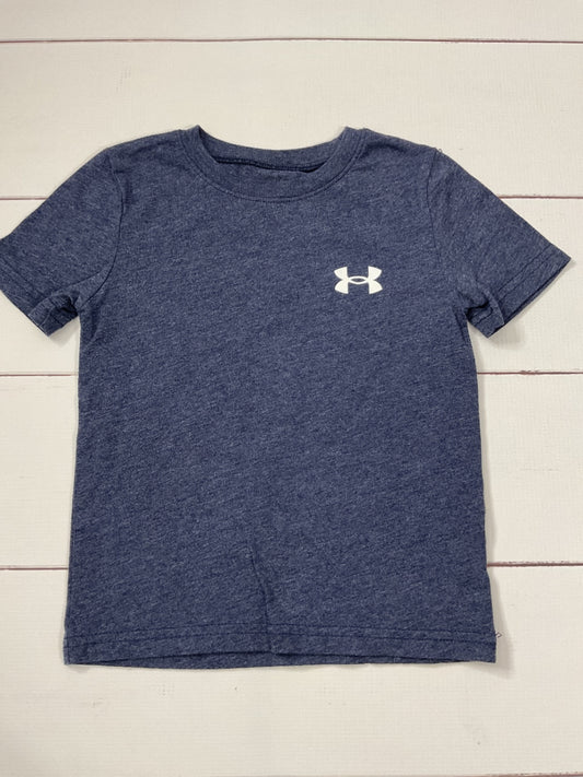 Under Armour T-Shirt sz 4
