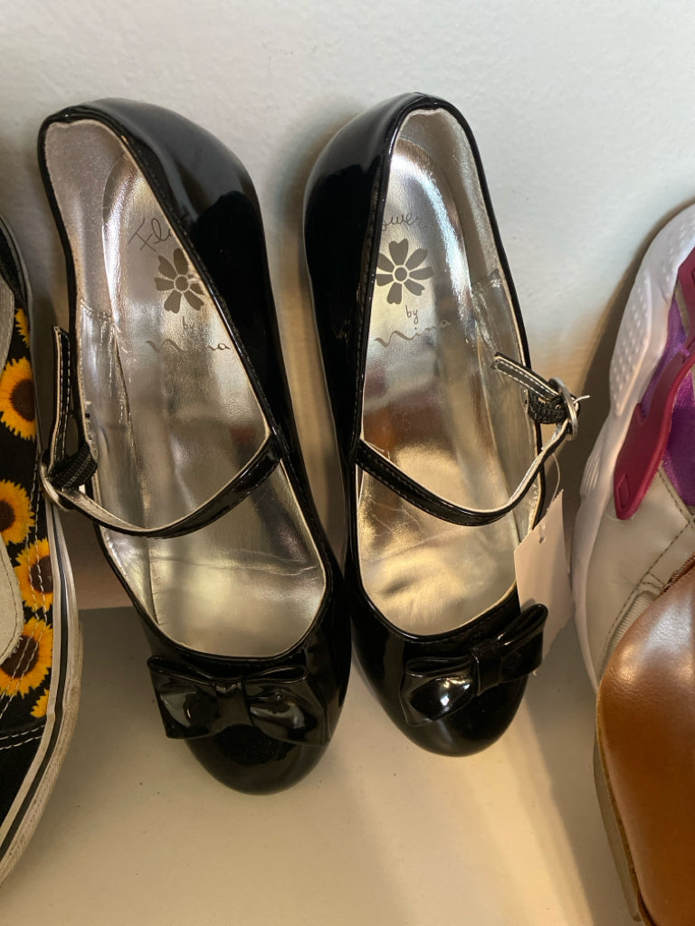 Nina Size 3 Shoes