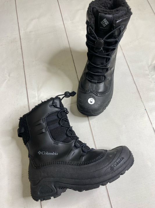 Columbia Size 6 Snow Boots