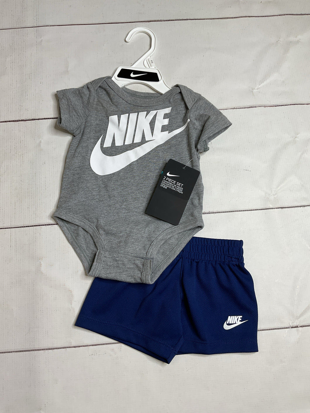 Nike Size 3M 2pc. Outfit