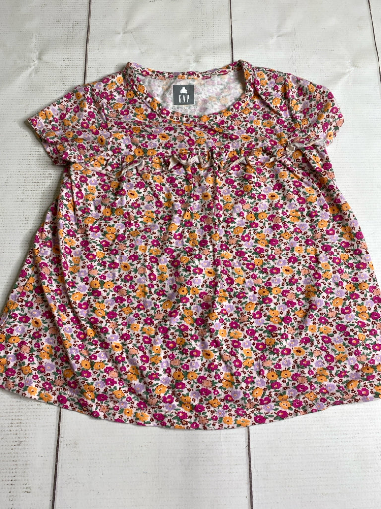 Gap Size 3 Tshirt