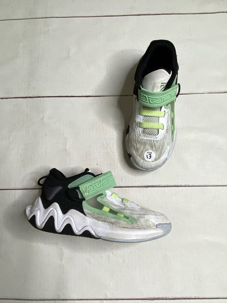 Nike Size 13 Tennis Shoes
