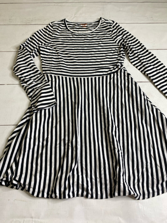 Cat & Jack Size 14/16 Dress