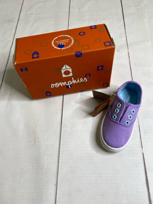 oomphies Size 8 Shoes