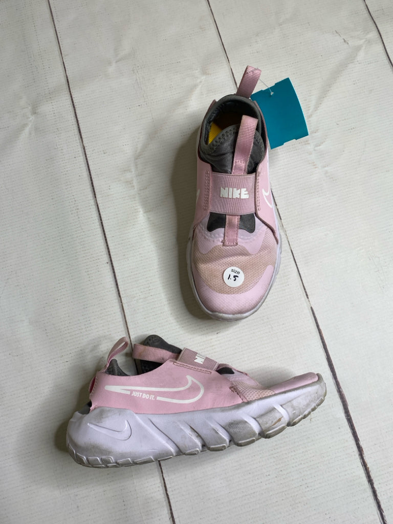 Nike Size 1.5 Tennis Shoes