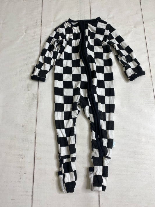 Dreamland Size 3/6M Sleeper