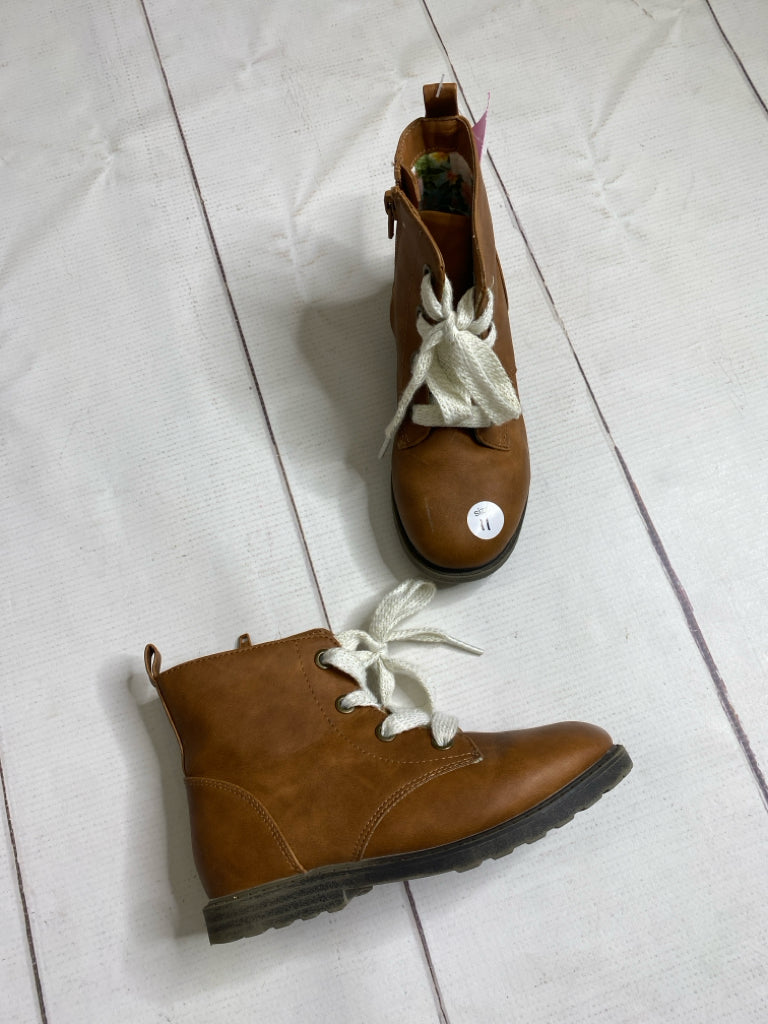 Cat & Jack Size 11 Shoes