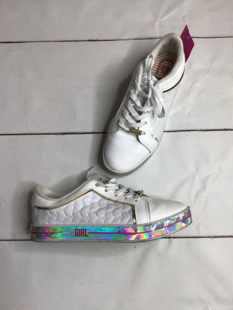 Size 5 Tennis Shoes